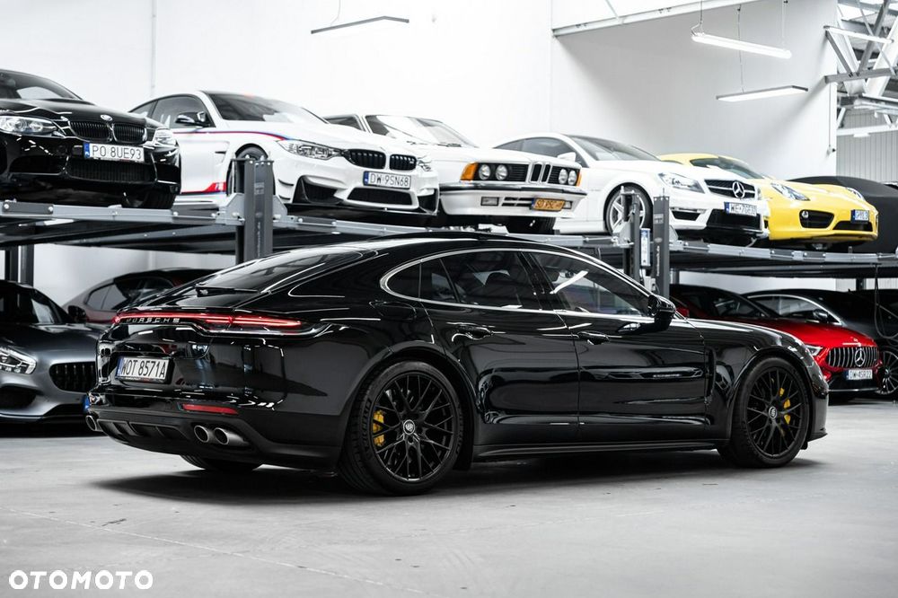 Porsche Panamera Turbo S - 6