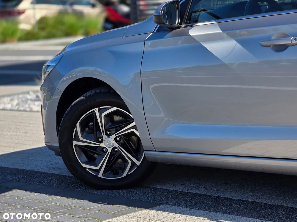 Hyundai i30 1.5 DPI Comfort - 9