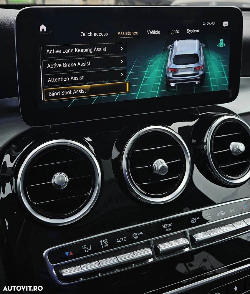 Mercedes-Benz GLC 300 e 4MATIC - 22