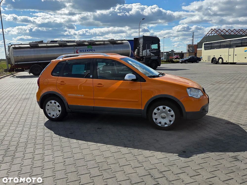 Volkswagen Polo 1.4 TDI CrossPolo - 8