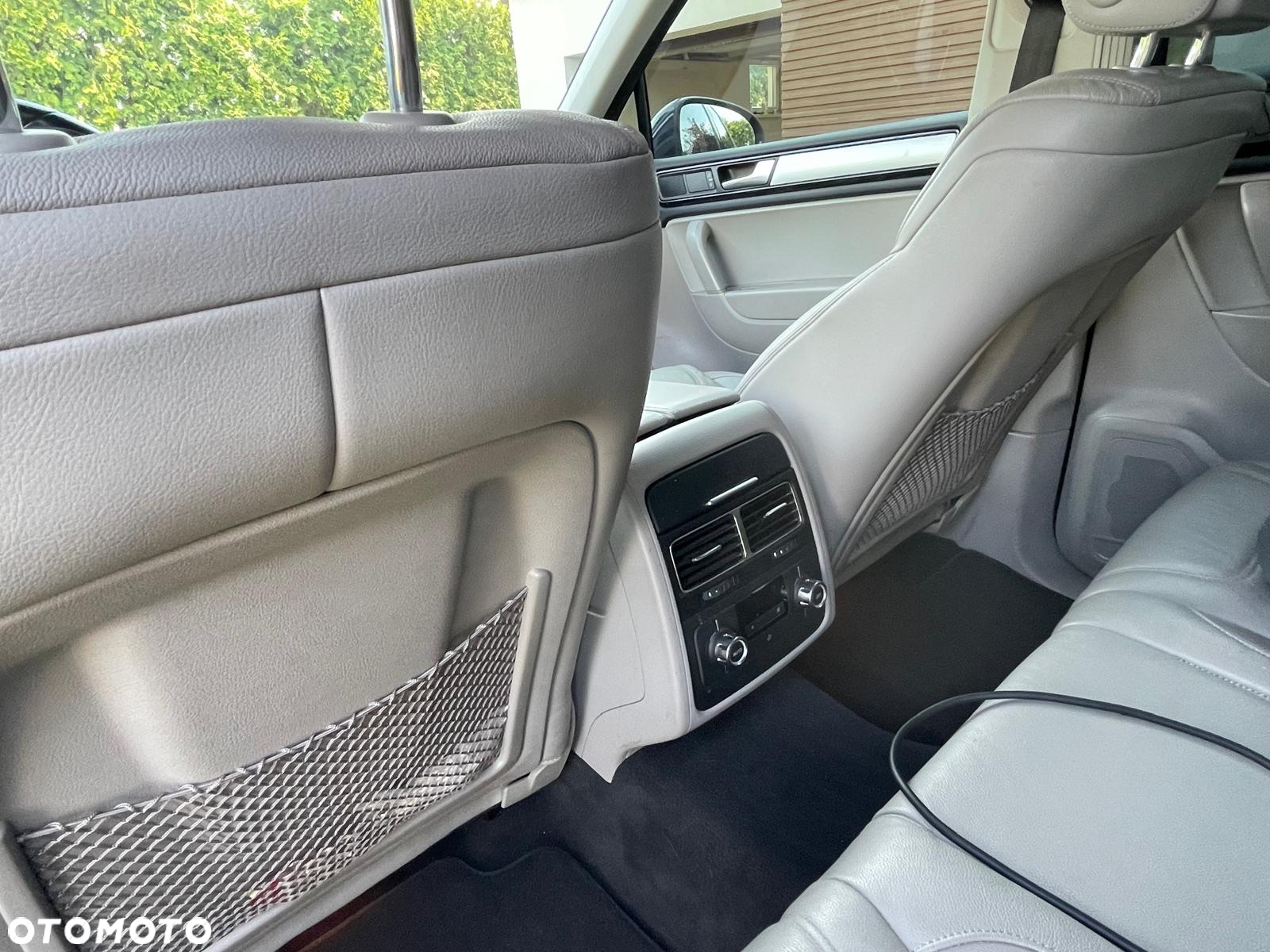 Volkswagen Touareg 3.0 V6 TDI BMT - 10