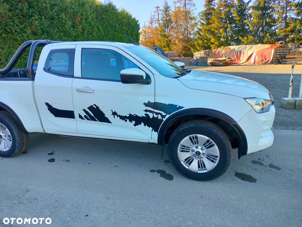 Isuzu D-Max - 10