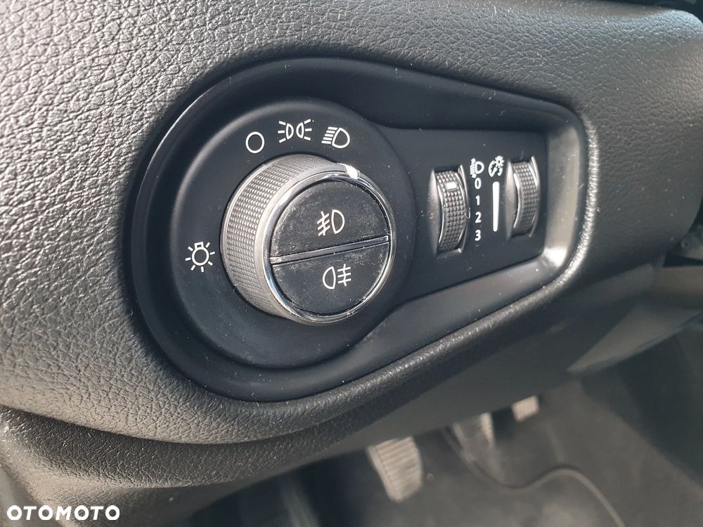 Jeep Renegade 2.0 MultiJet Limited 4WD S&S - 17