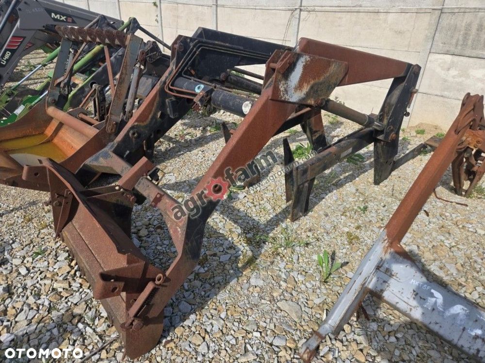 Ładowacz czołowy Agram HM25 z adatpacją Fiat - 1