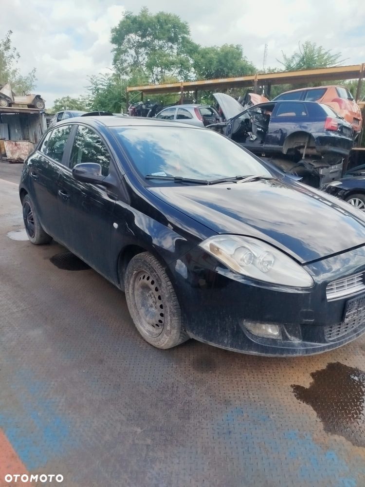 Fiat Bravo 2 na części. - 2