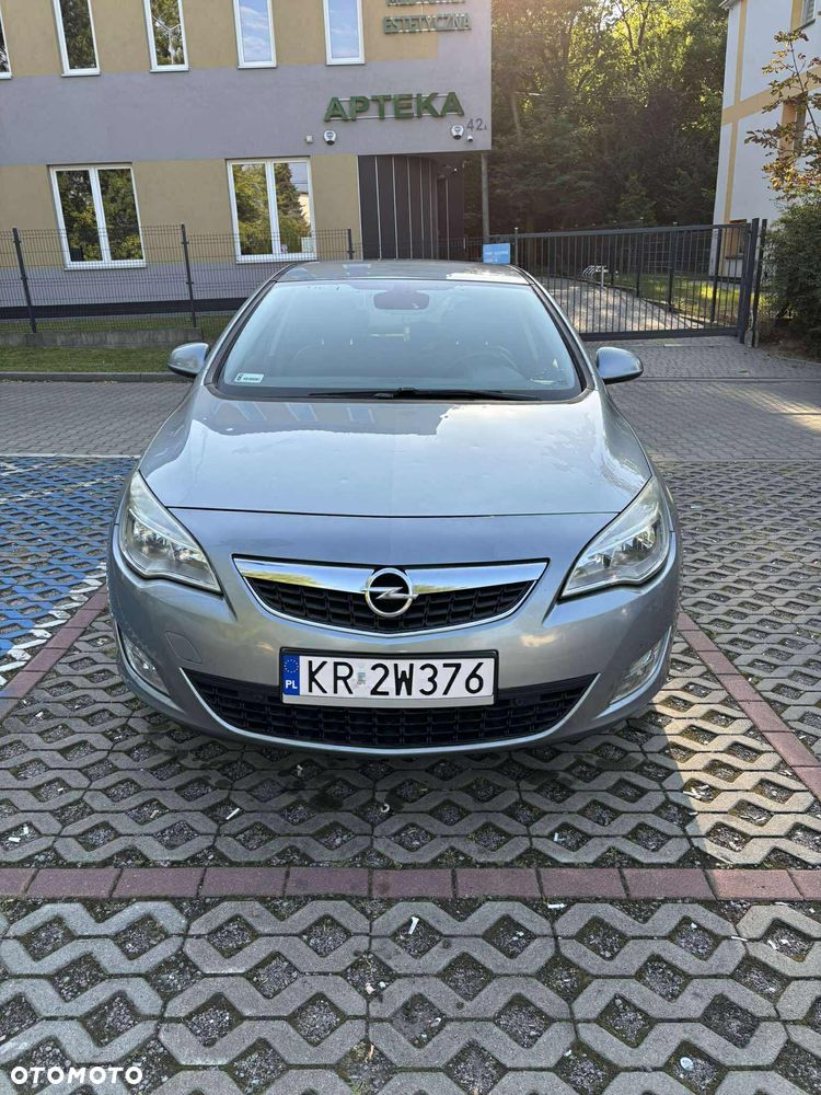 Opel Astra 1.7 CDTI Cosmo - 10