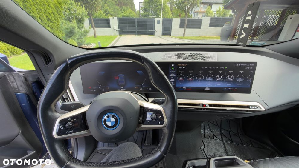BMW iX xDrive50 111.5kWh Signature - 8