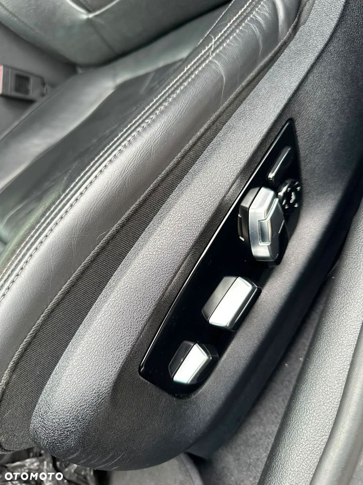 BMW Seria 5 525d M Sport sport - 4