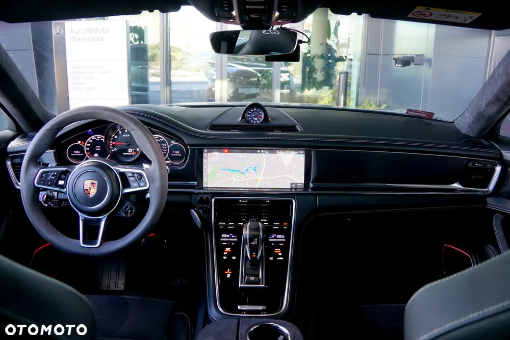 Porsche Panamera GTS - 27