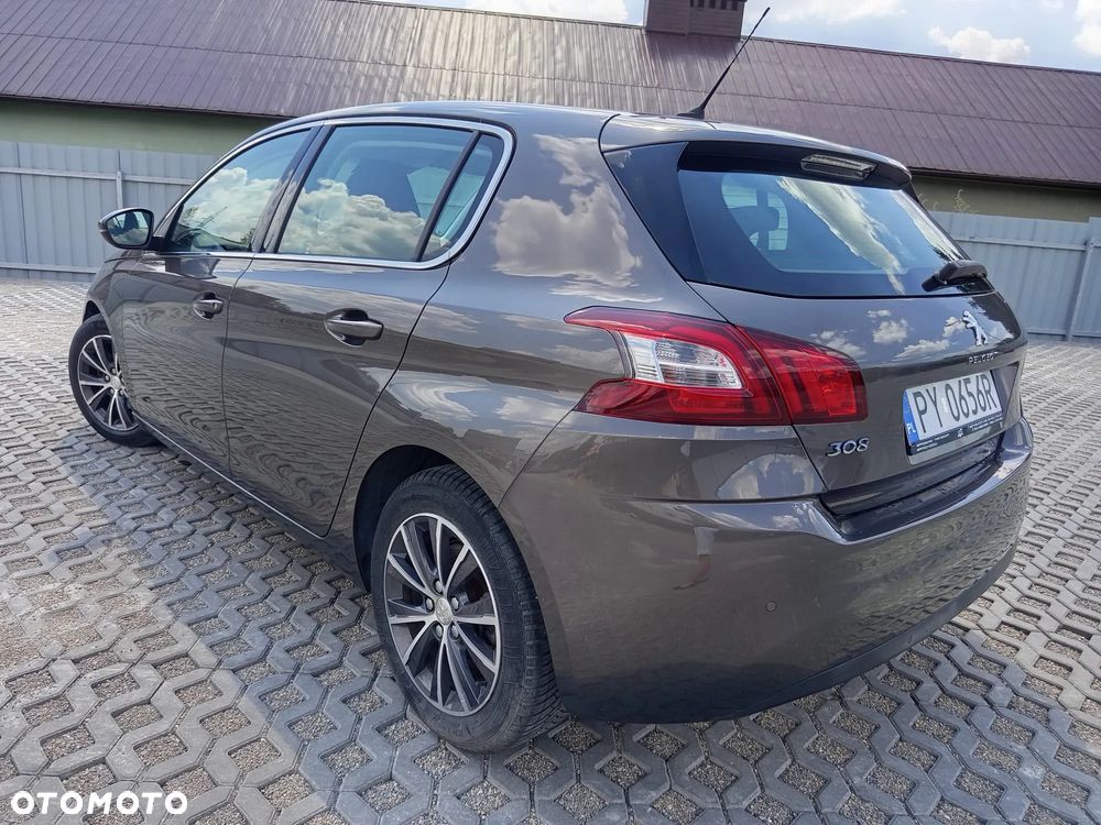 Peugeot 308 - 13