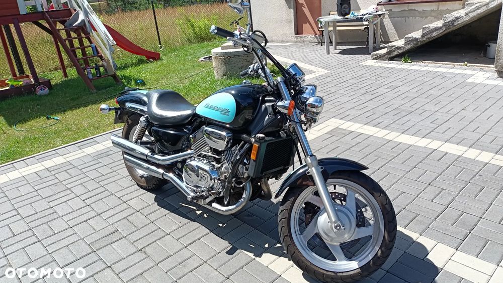 Honda VF - 21