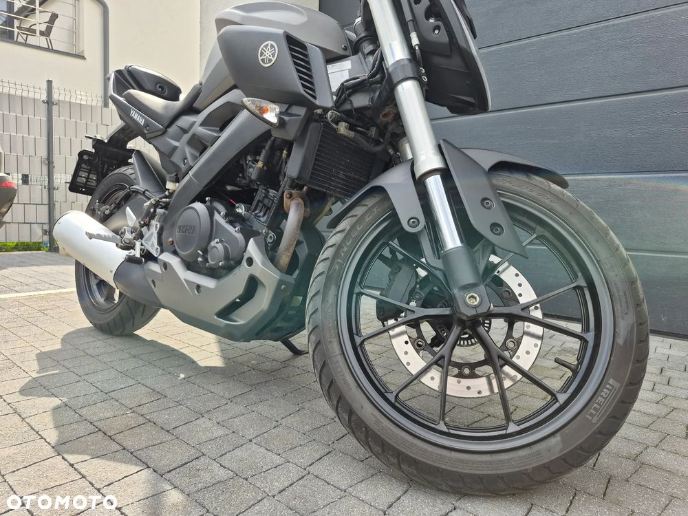 Yamaha MT - 17