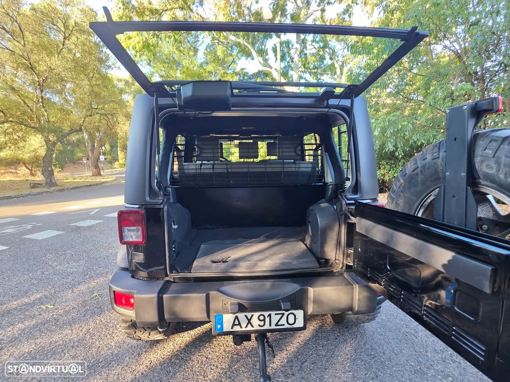Jeep Wrangler Unlimited 2.8 CRD ATX Sahara - 15
