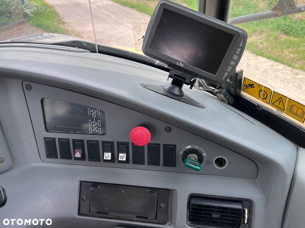 Volvo A25E - 24