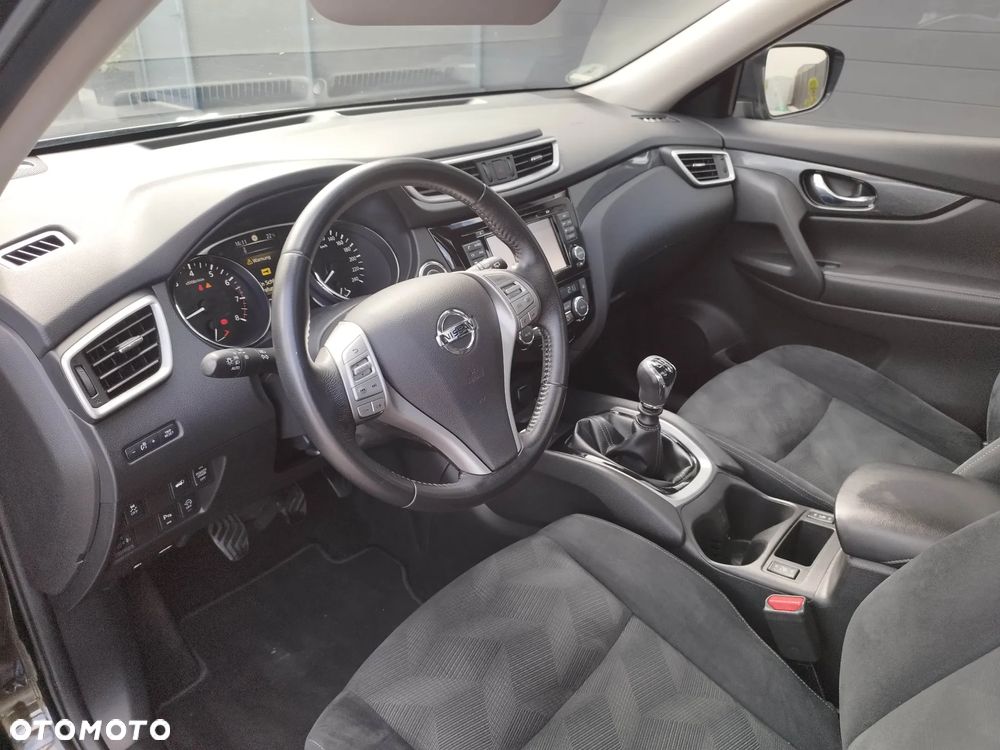 Nissan X-Trail 1.6 DIG-T N-Vision 2WD - 23