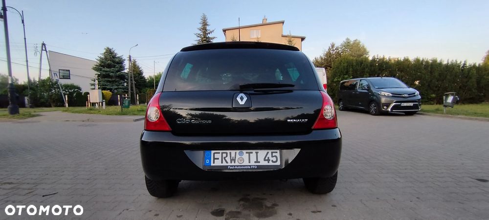 Renault Clio 1.2 16V Campus - 4