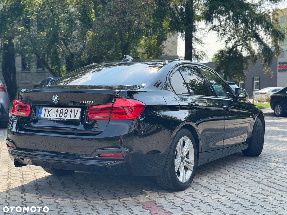 BMW Seria 3 318i - 7