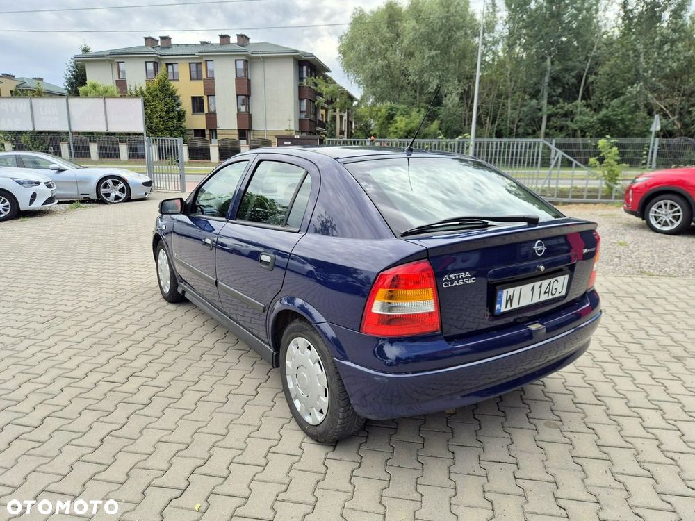 Opel Astra 1.4 Selection - 8
