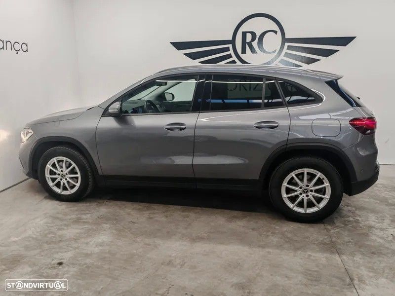 Mercedes-Benz GLA 180 d - 4