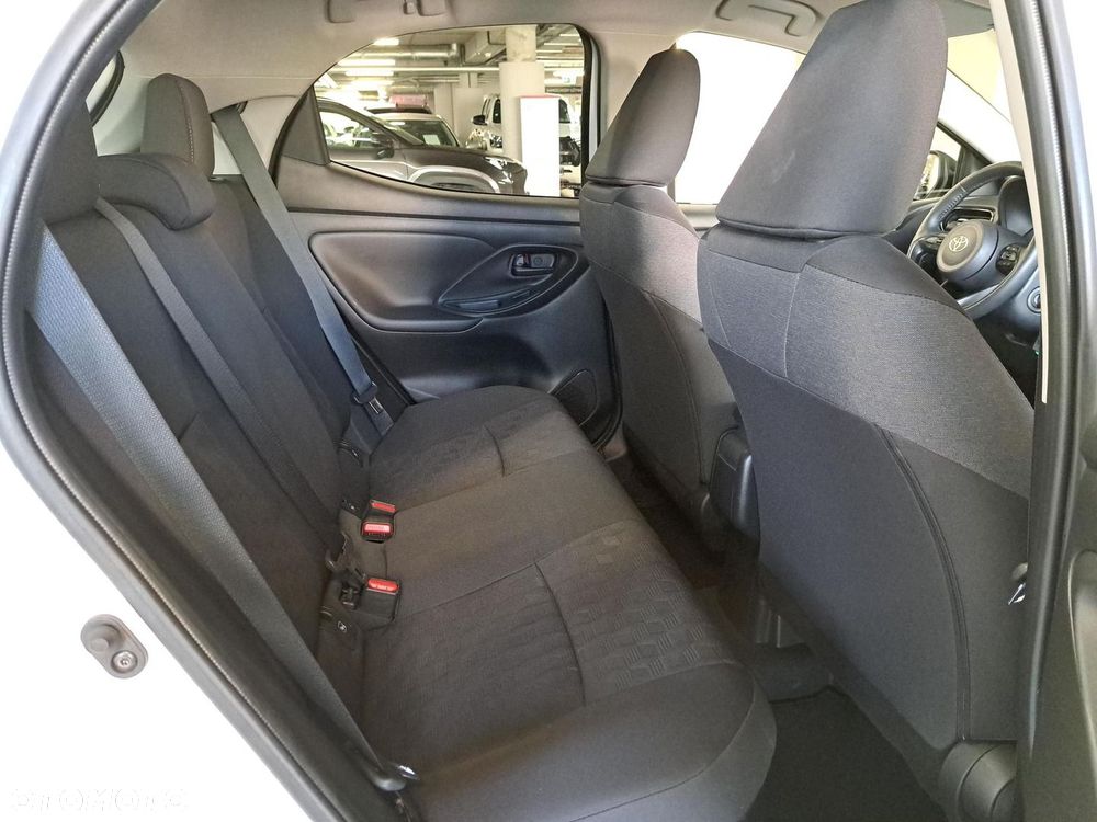 Toyota Yaris Hybrid 1.5 Style - 14