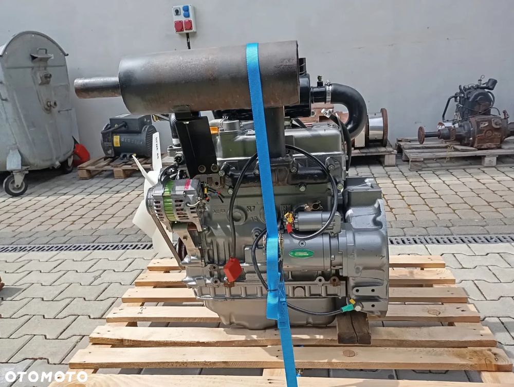 SILNIK YANMAR 4TN84E 1,906L 28,1 kW CENA 10 976 zł netto - 5