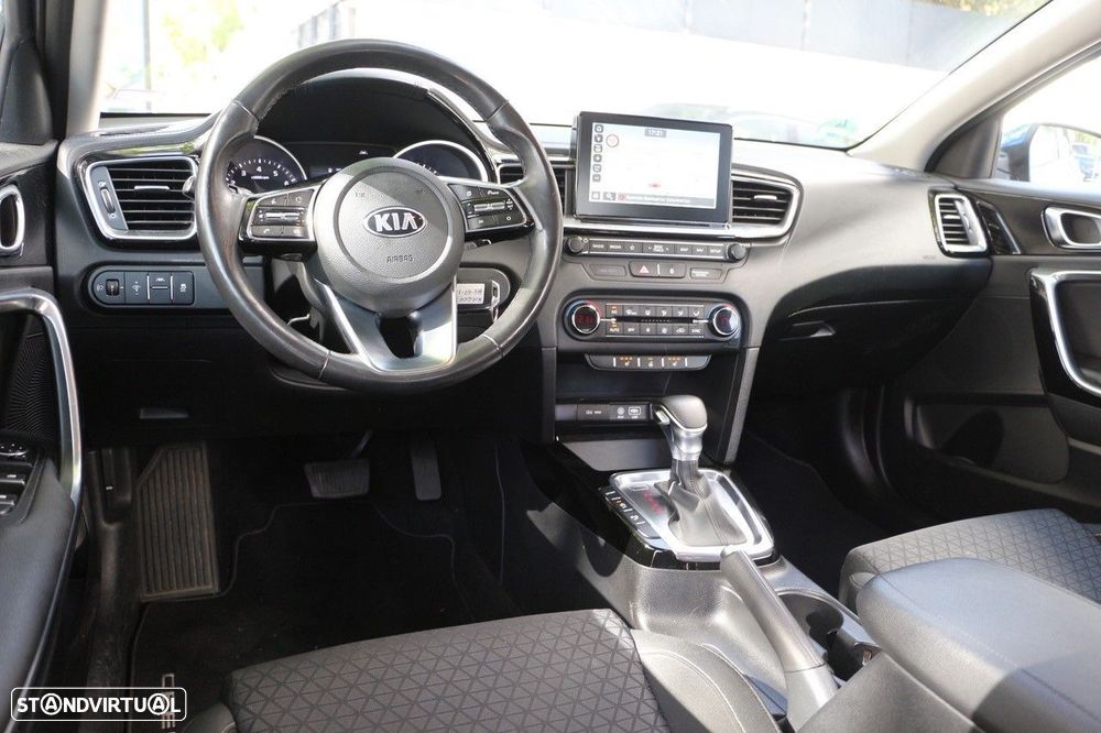Kia Ceed 1.4 T-GDI TX+SRF 7DCT - 14