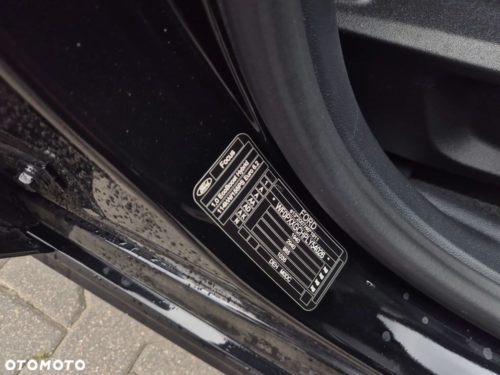 Ford Focus 1.0 EcoBoost Hybrid ST-LINE DESIGN - 20