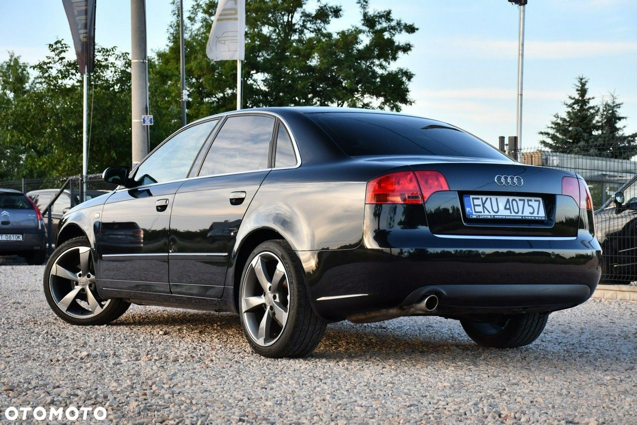 Audi A4 2.0 - 18