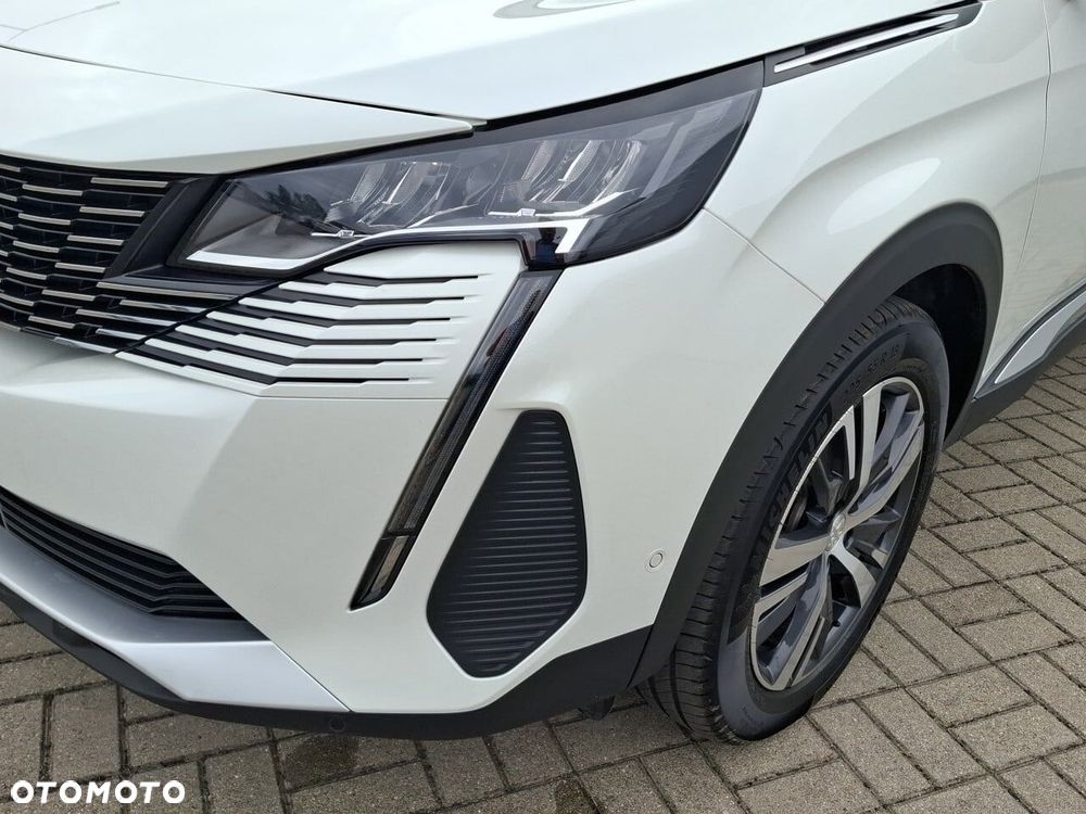 Peugeot 2008 - 17