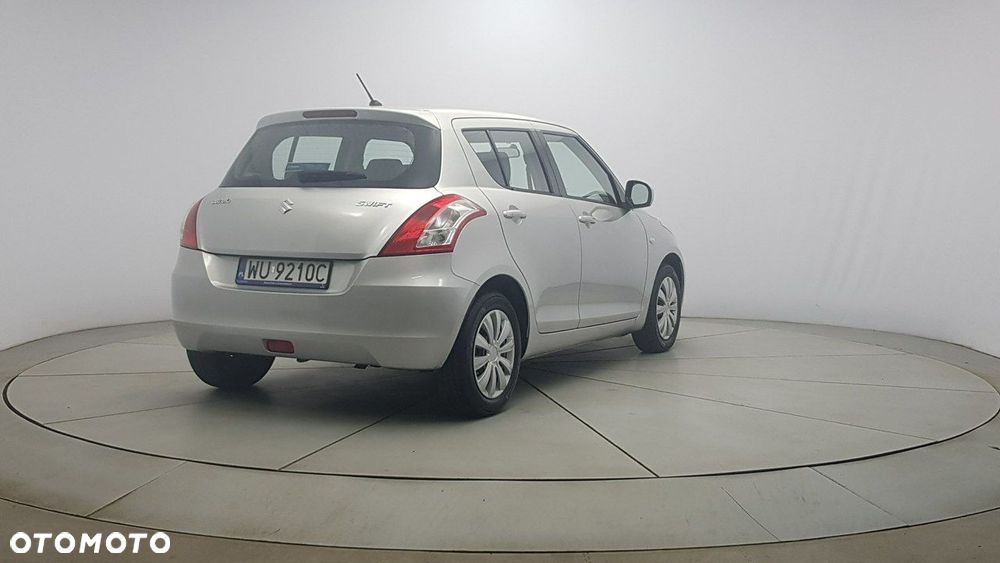 Suzuki Swift - 7