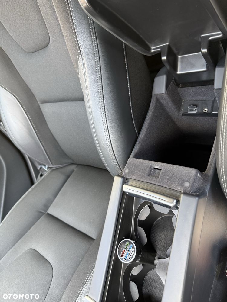 Volvo V60 Cross Country - 7