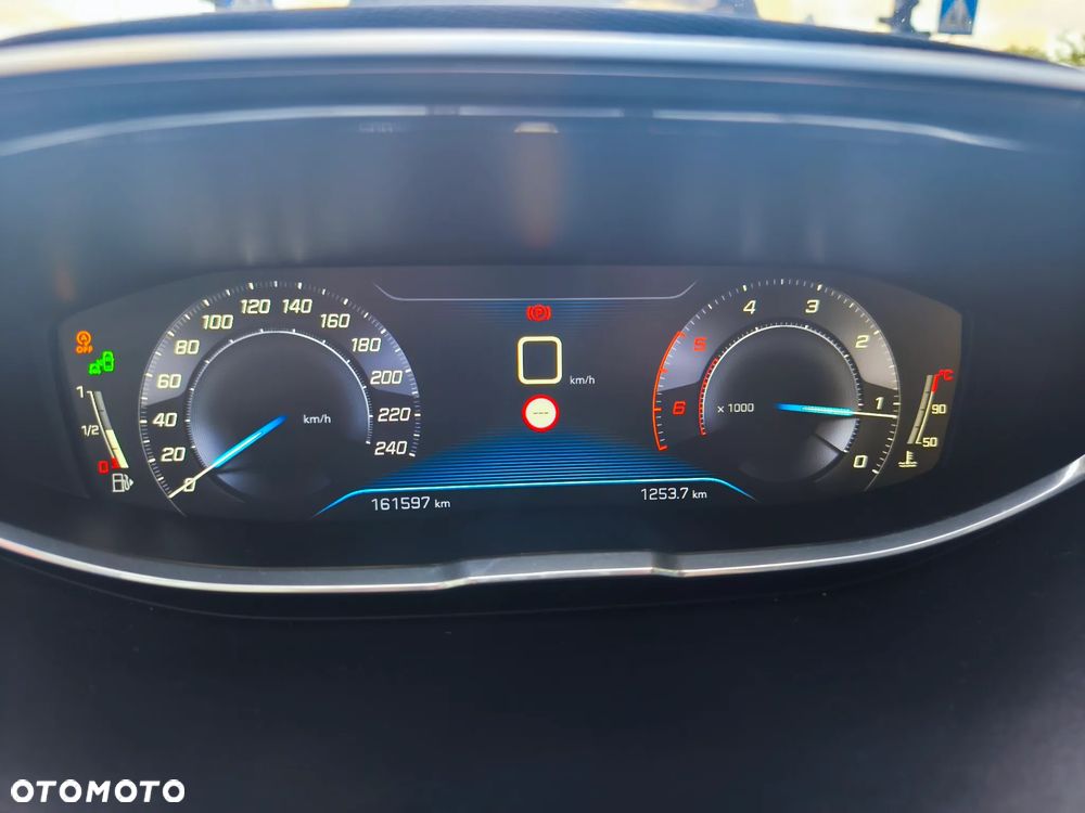Peugeot 5008 HDI 150 Allure - 13