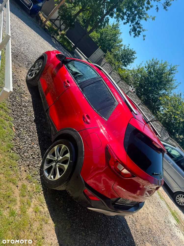 Kia Stonic 2023 photo 3