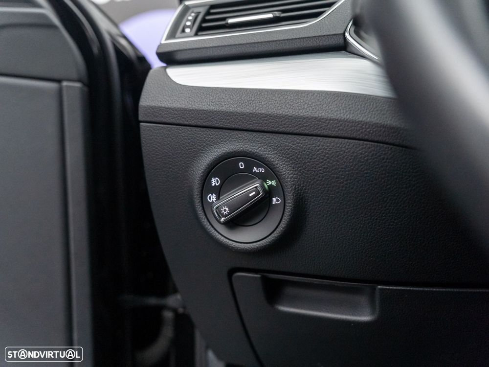 Skoda Superb Break 2.0 TDI DSG - 18