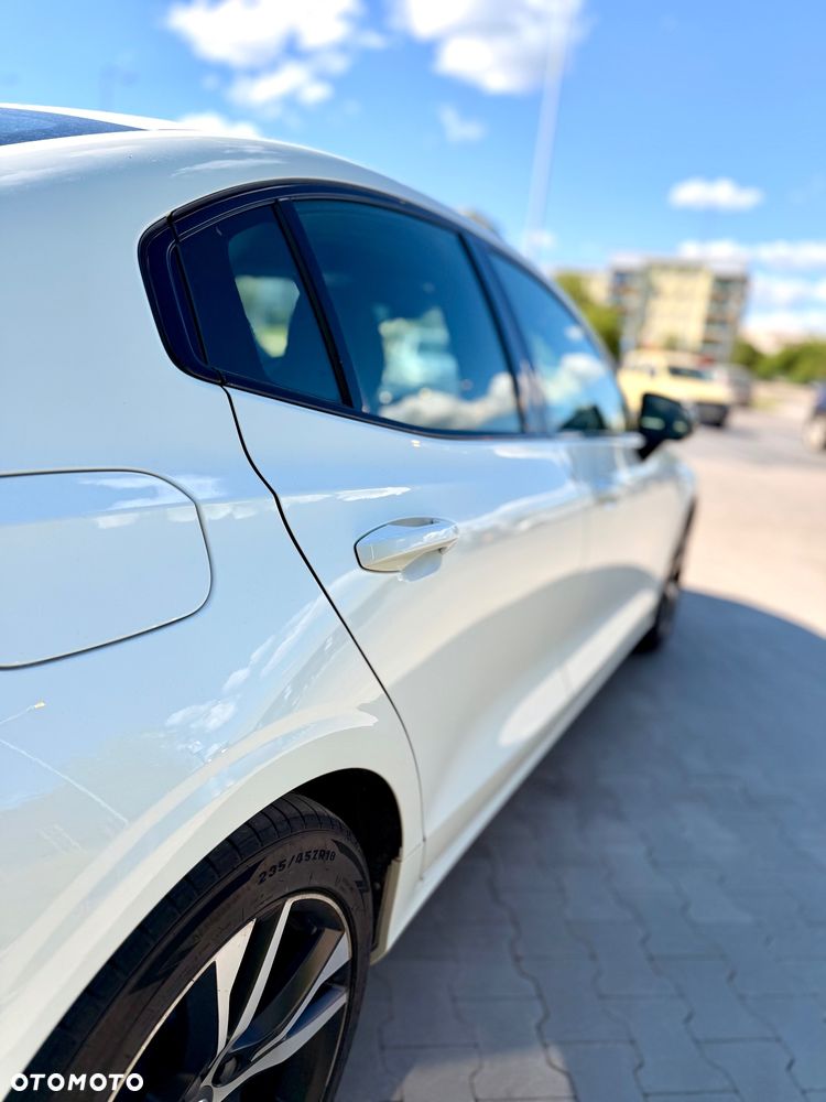 Volvo S60 B4 B R-Design - 8