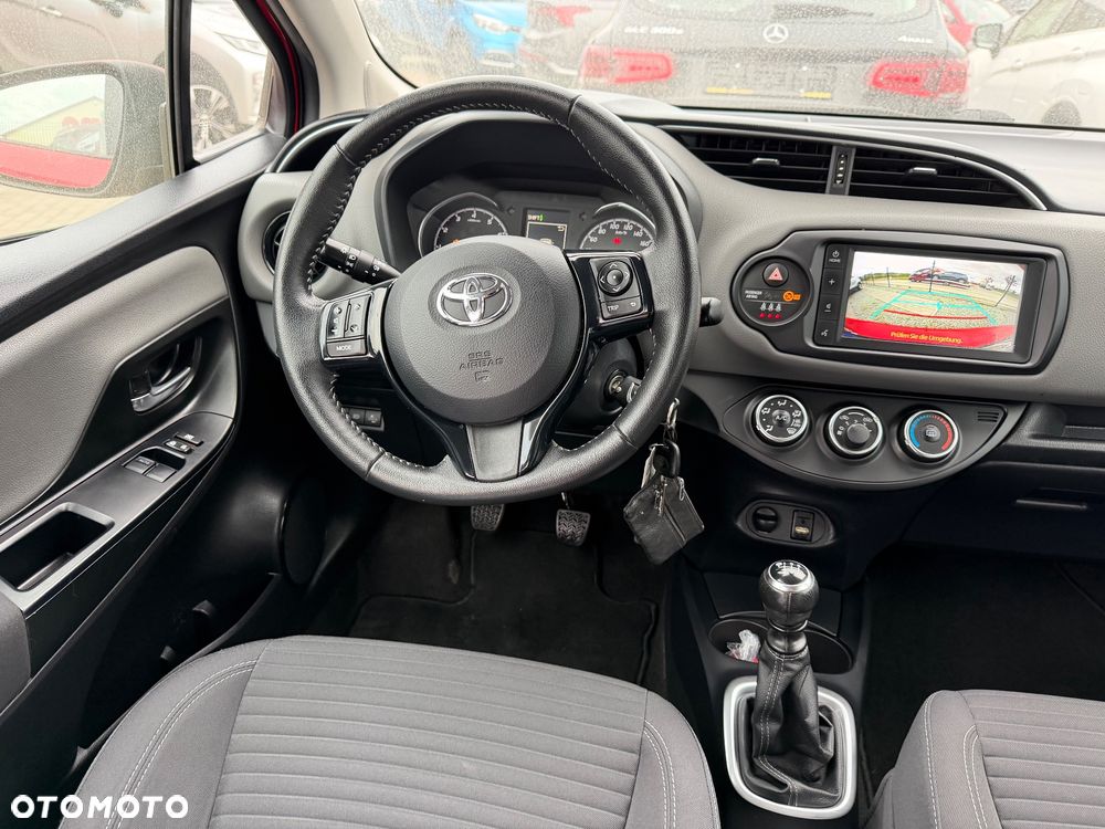 Toyota Yaris 1.5 Active - 11