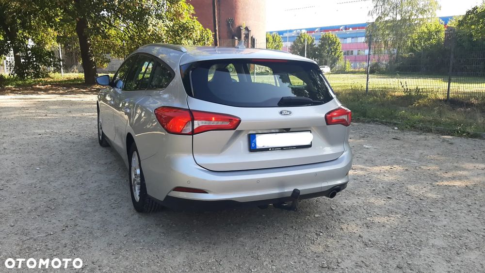 Ford Focus - 8