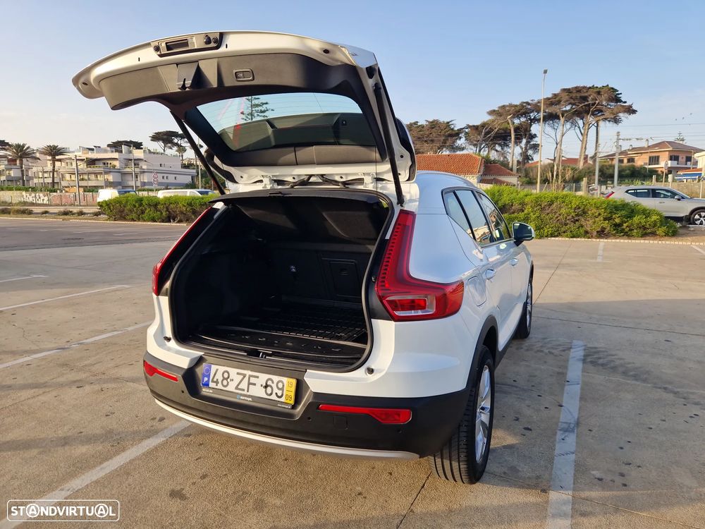 Volvo XC 40 1.5 T3 Momentum Plus - 7