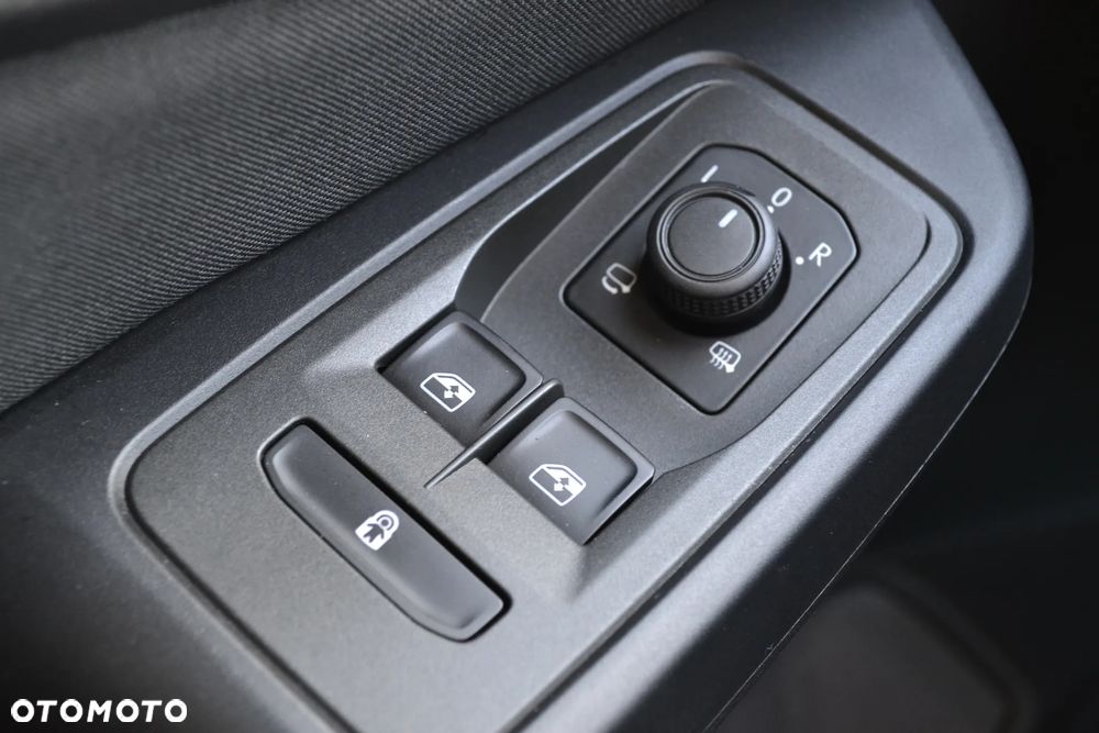 Ford Tourneo Connect - 28