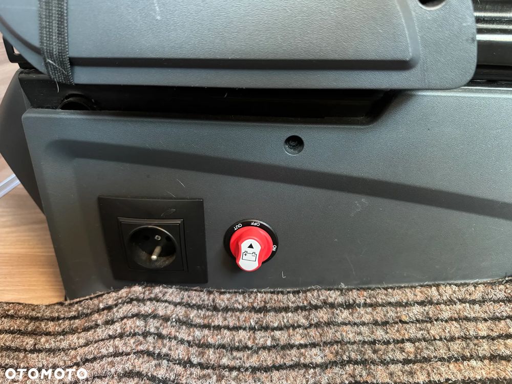 Fiat Kamper Alkowa  6 osobowy Fiat Ducato Weinsberg Cara Home 2018 - 12