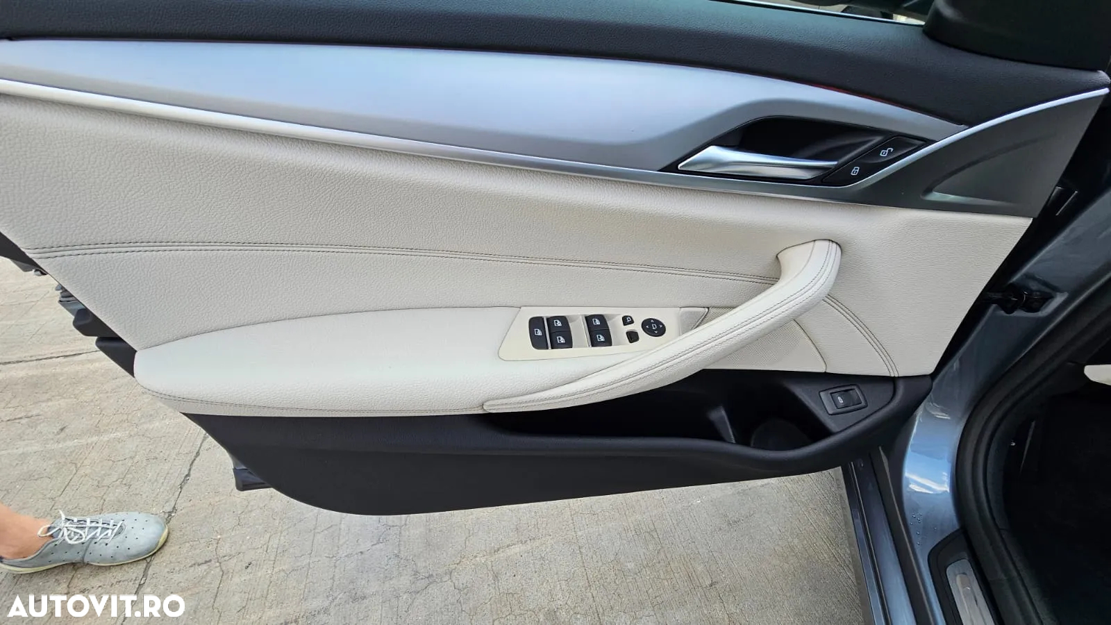 BMW Seria 5 520d AT MHEV - 23