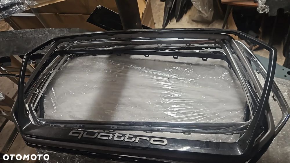 Ramka Grill Audi RS3 8V5 8V5807715 - 1