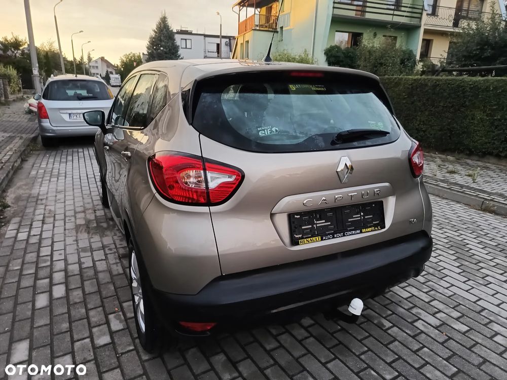 Renault Captur 0.9 Energy TCe Helly Hansen - 7