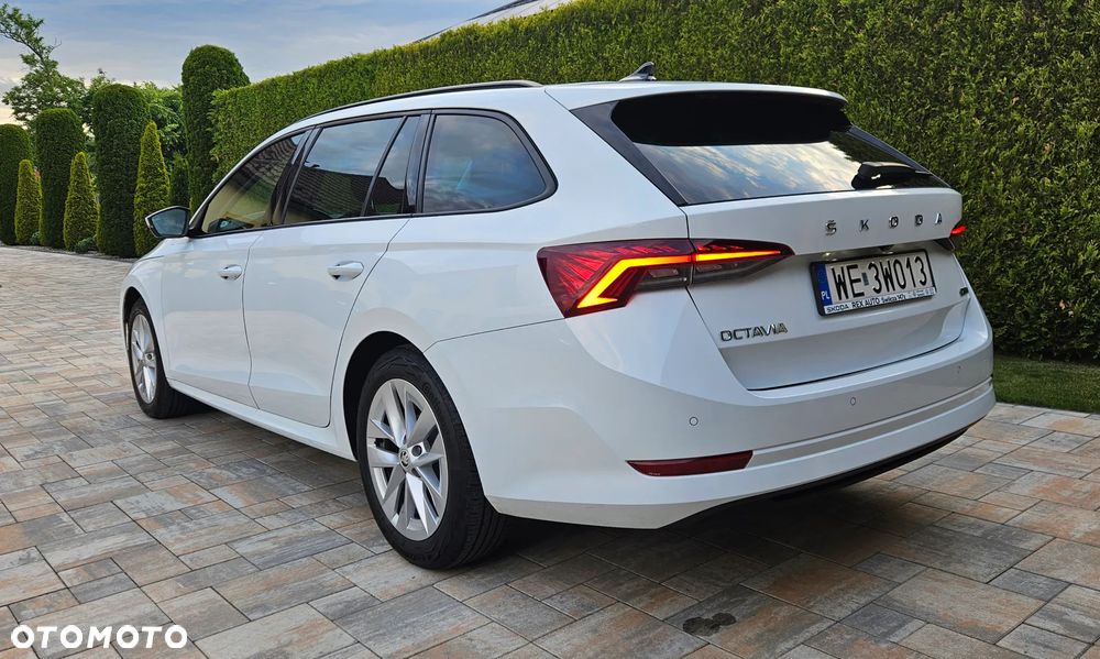 Skoda Octavia 1.5 TSI e-Tec Ambition DSG - 10