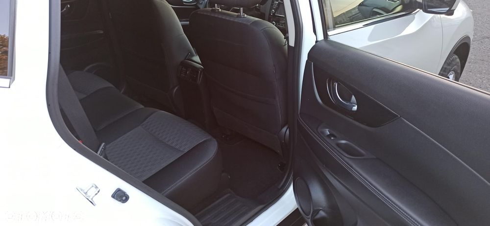 Nissan X-Trail 1.6 DCi Tekna 2WD Xtronic - 11