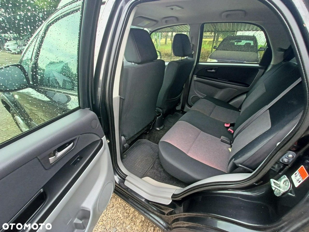 Suzuki SX4 - 28