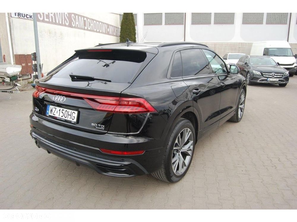 Audi Q8 - 5