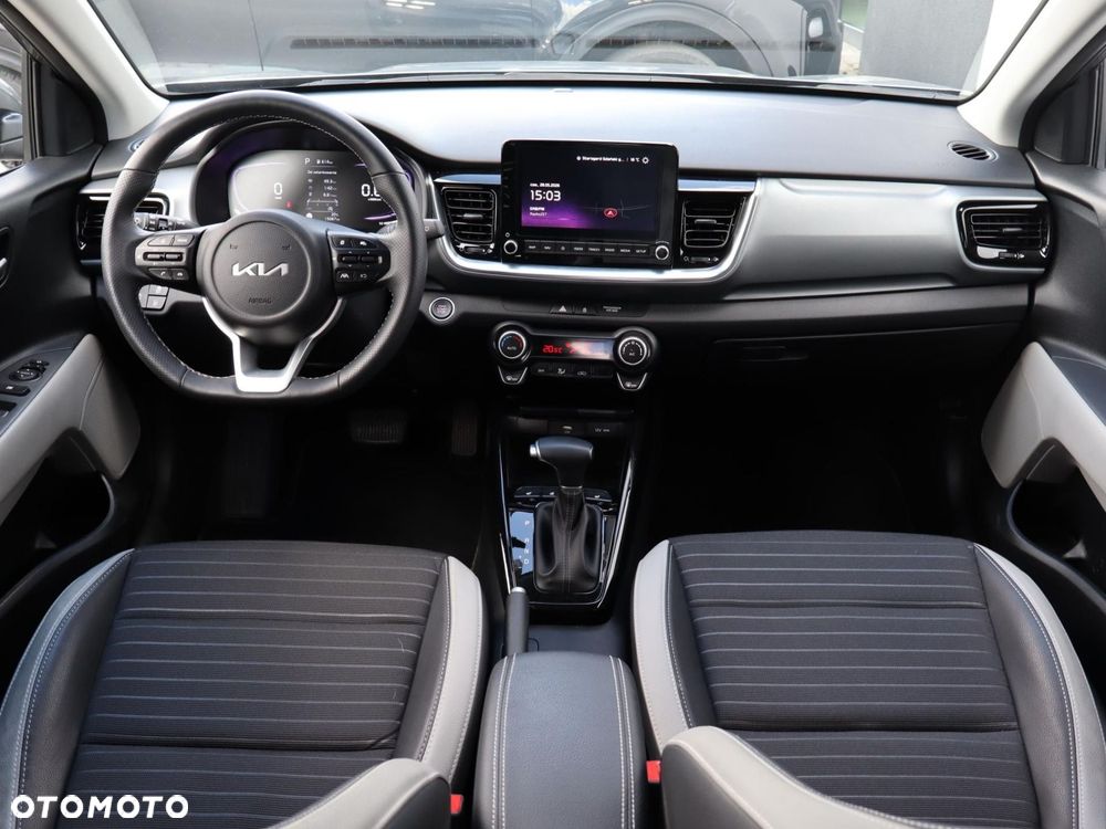 Kia Stonic - 8