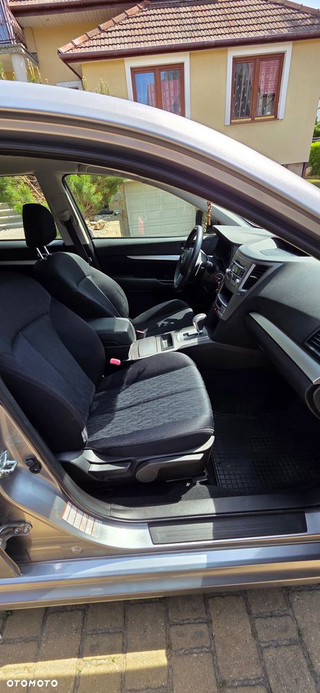 Subaru Legacy 2.0i Active AT - 9