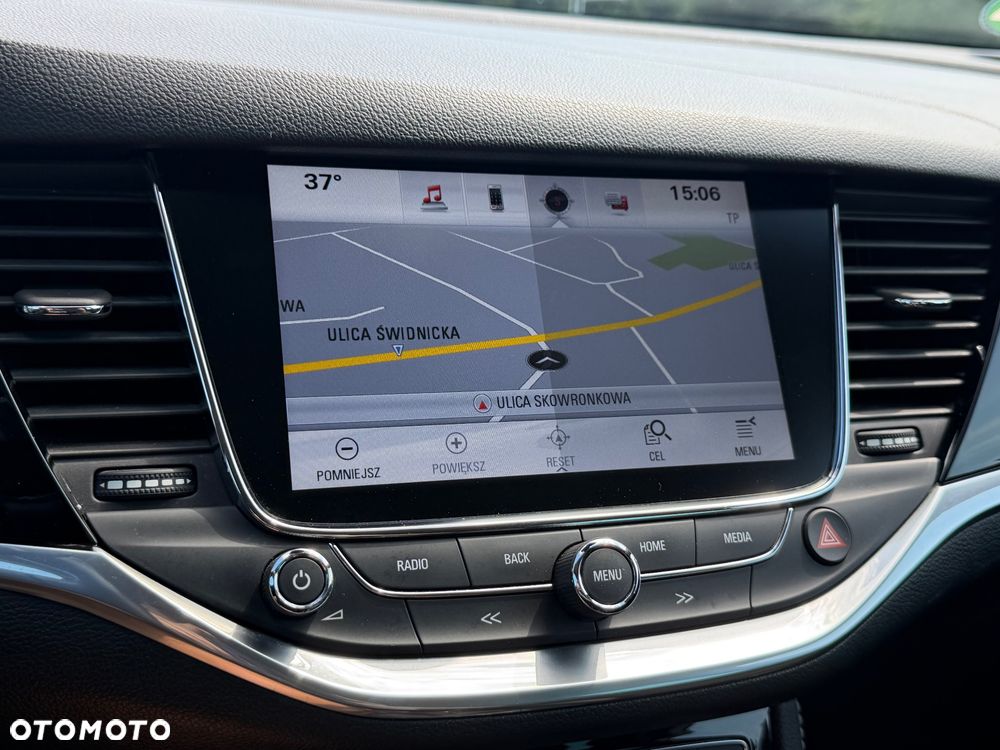 Opel Astra 1.4 T Dynamic S&S - 19